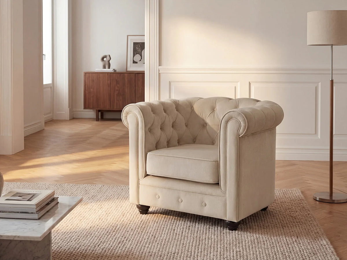 Fauteuil beige en velours - CHESTERFIELD